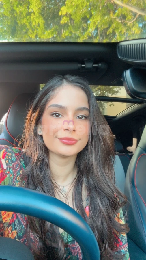 Encontros com Isa Gênova, pele branca e charme em Campinas